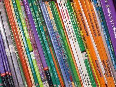 La AV Avance de Moratalaz organiza una permuta de libros escolares