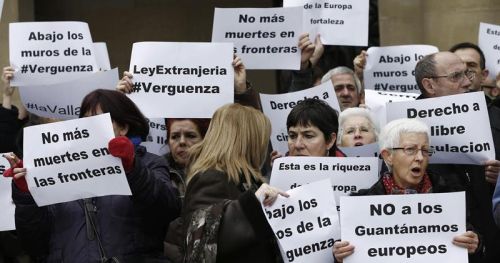 Organizaciones sociales exigen una investigación independiente de la muerte de 14 personas en la costa de Ceuta