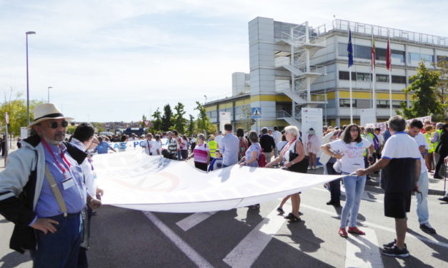La 60ª Marea Blanca reclama más inversión pública para la atención sanitaria en Vallecas