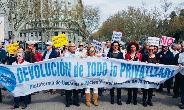 La 67ª Marea Blanca acusa a Dolors Montserrat de ser un “peón de la causa neoliberal” que privatiza la sanidad