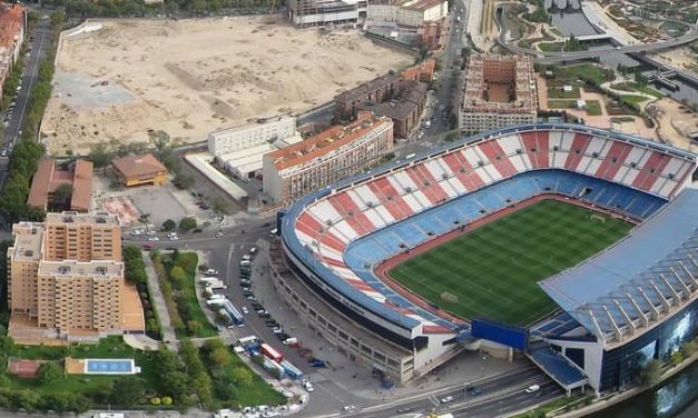 AMPAs y AAVV reclaman al Ayuntamiento que cumpla su compromiso y ejecute la demolición del Calderón en periodo no lectivo