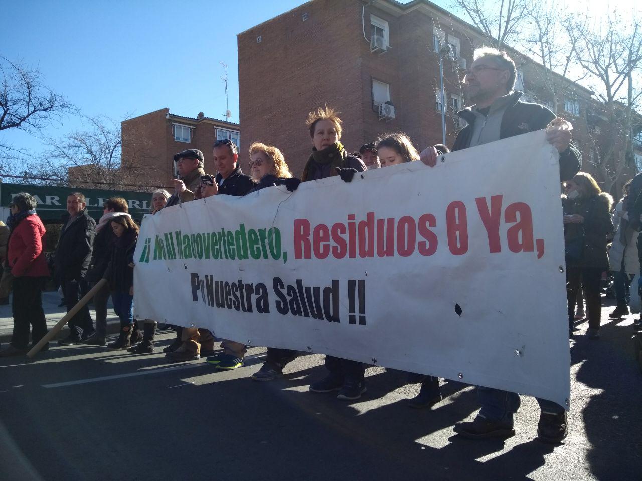 “Únete a la resistencia” vallecana contra la llegada de más basura a Valdemingómez