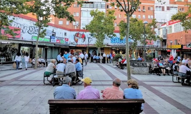 ¡Toda Alcalá ahora! La Asociación Vecinal de Quintana reclama un plan de renovación integral de la calle y no solo parches