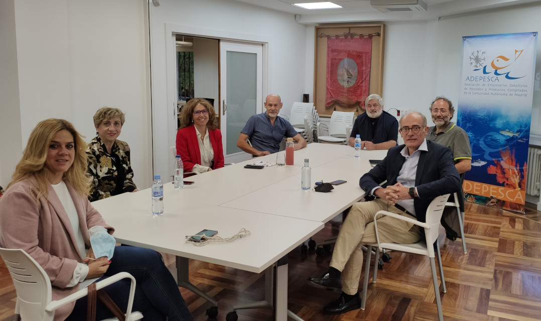 Los comerciantes y los colectivos vecinales de Madrid se unen para pedir al Ayuntamiento el fin de las terrazas Covid