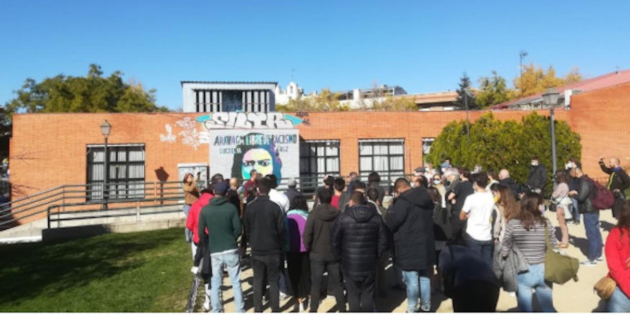 La Asociación Vecinal de Aravaca Osa Mayor teme que el mural de Lucrecia Pérez, primera víctima de un asesinato racista reconocido en España, esté en peligro de desaparecer