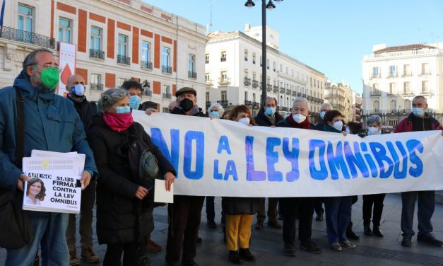 Más de 50.000 firmas ciudadanas para que no se tramite la Ley Ómnibus del Gobierno de Díaz Ayuso
