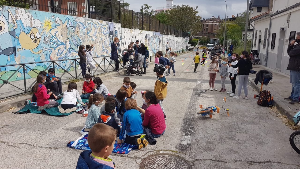 El 6 de mayo, niñas y niños de toda Europa reclaman Calles Abiertas para la infancia