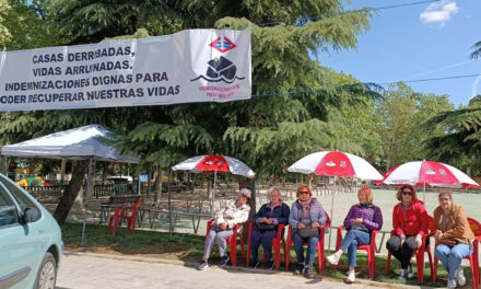 Los afectados por los derribos de la línea 7B de Metro inician una acampada de protesta