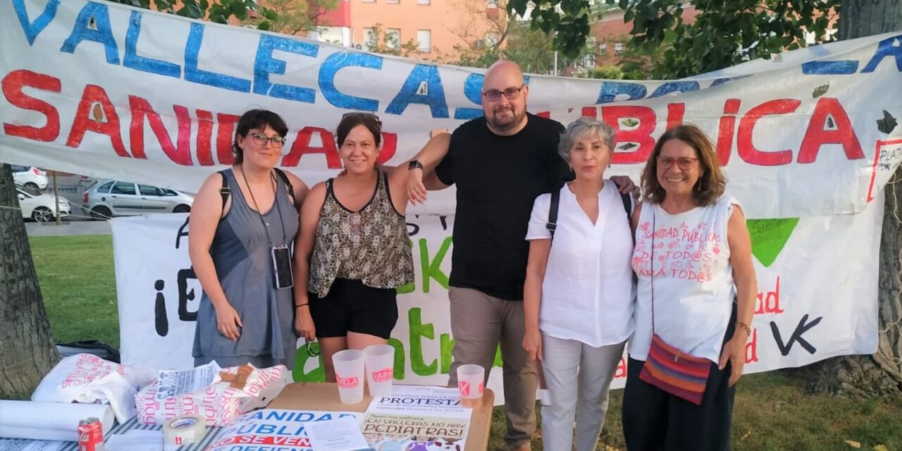 Cientos de familias de Vallecas convocan una protesta por la falta de un tercio de los pediatras del distrito