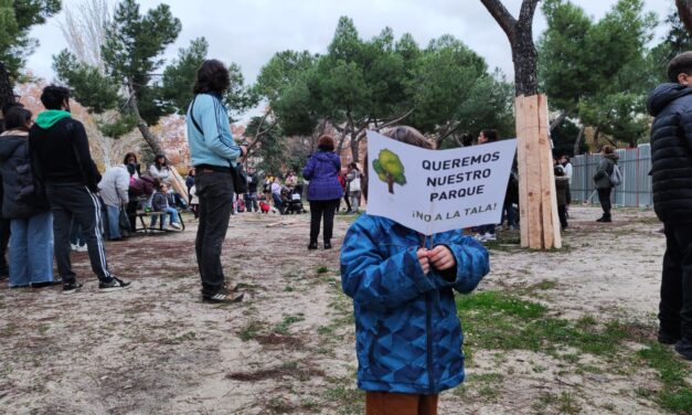 Asamblea informativa sobre el impacto de la tuneladora en el colegio público Perú y en el parque de Comillas