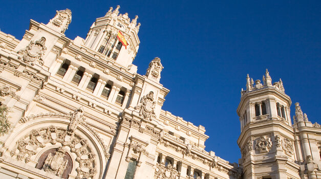La FRAVM retoma el diálogo directo con el alcalde de Madrid con una reunión en Cibeles
