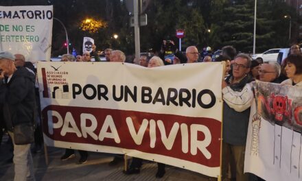 Cacerolada en San Cristóbal de los Ángeles (Villaverde) contra el tráfico de droga en el barrio