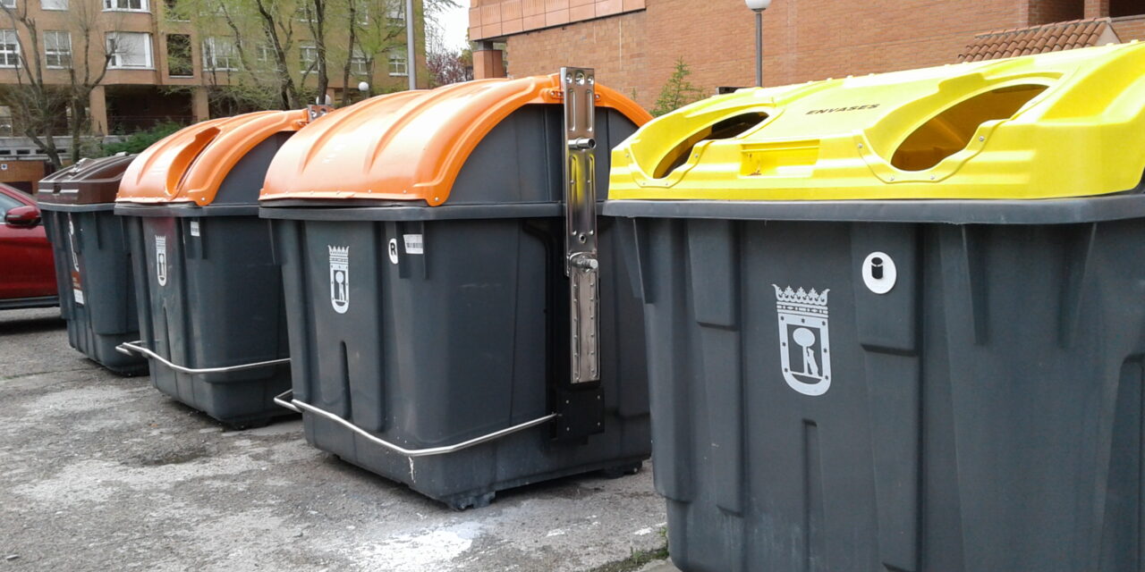 La FRAVM rechaza la tasa de basura de Almeida por injusta, improvisada y poco progresiva